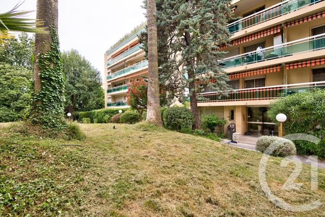 Appartement F4 à vendre - 4 pièces - 94.73 m2 - NICE - 06 - PROVENCE-ALPES-COTE-D-AZUR - Century 21 Lafage Transactions