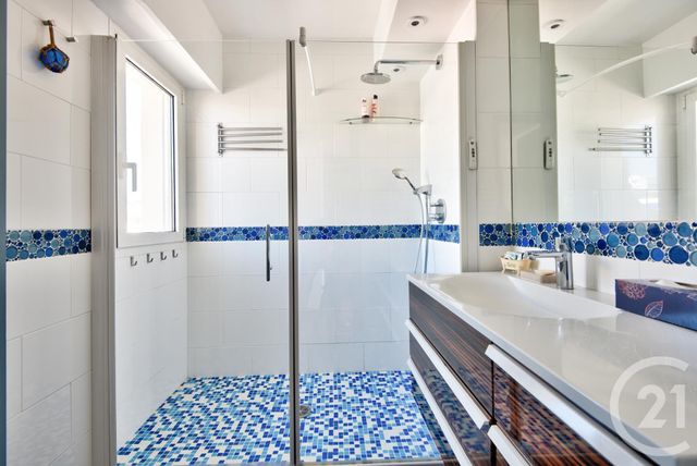 Appartement F3 à vendre - 3 pièces - 56.51 m2 - NICE - 06 - PROVENCE-ALPES-COTE-D-AZUR - Century 21 Lafage Transactions