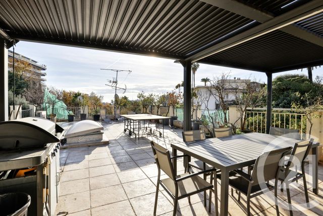 Appartement F4 à vendre - 4 pièces - 96.38 m2 - NICE - 06 - PROVENCE-ALPES-COTE-D-AZUR - Century 21 Lafage Transactions