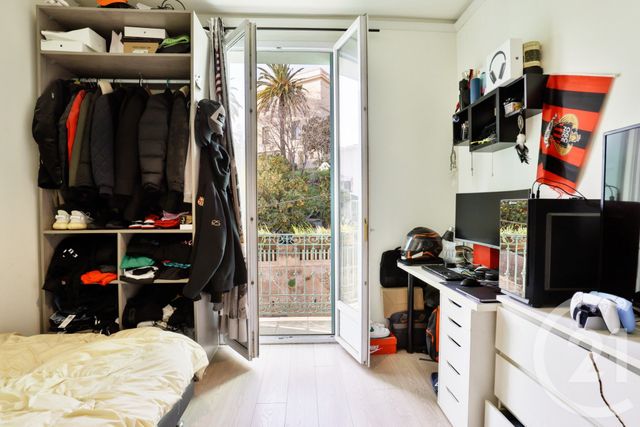 Appartement F4 à vendre - 4 pièces - 96.38 m2 - NICE - 06 - PROVENCE-ALPES-COTE-D-AZUR - Century 21 Lafage Transactions
