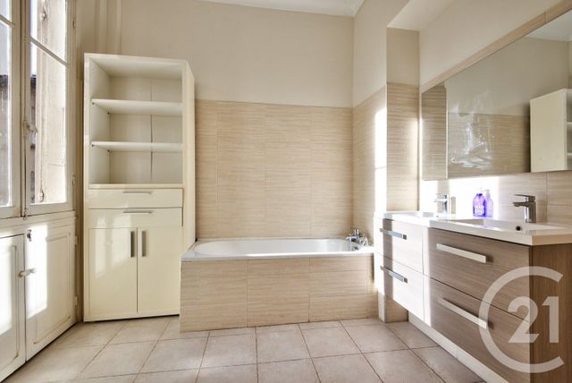 Appartement T5 à vendre - 4 pièces - 112.02 m2 - NICE - 06 - PROVENCE-ALPES-COTE-D-AZUR - Century 21 Lafage Transactions