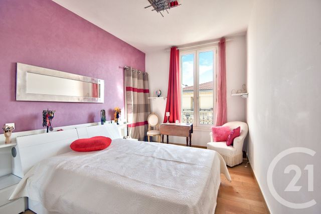 Afficher la photo en grand Appartement F3 à vendre - 3 pièces - 63.01 m2 - NICE - 06 - PROVENCE-ALPES-COTE-D-AZUR - Century 21 Lafage Transactions