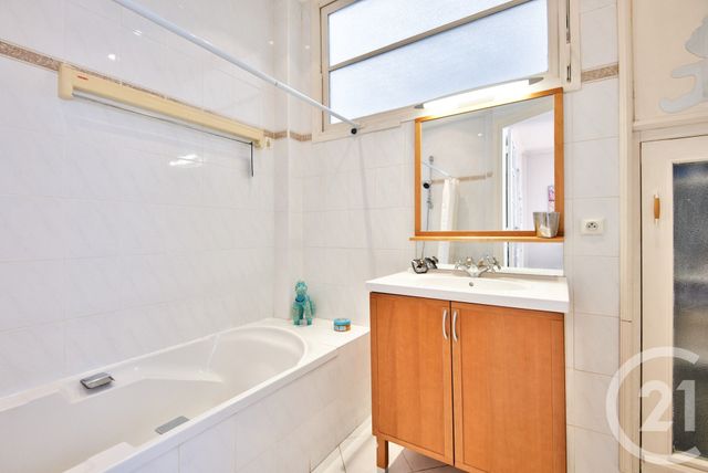 Appartement F2 à vendre - 2 pièces - 51.16 m2 - NICE - 06 - PROVENCE-ALPES-COTE-D-AZUR - Century 21 Lafage Transactions