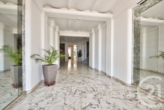 Appartement T2 à vendre - 2 pièces - 65.5 m2 - NICE - 06 - PROVENCE-ALPES-COTE-D-AZUR - Century 21 Lafage Transactions