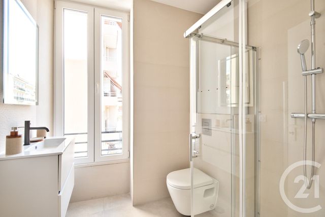 Appartement F2 à vendre - 2 pièces - 30.1 m2 - NICE - 06 - PROVENCE-ALPES-COTE-D-AZUR - Century 21 Lafage Transactions