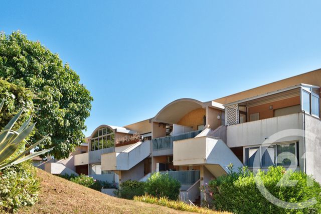 Appartement T2 à vendre - 2 pièces - 31.87 m2 - ST LAURENT DU VAR - 06 - PROVENCE-ALPES-COTE-D-AZUR - Century 21 Lafage Transactions