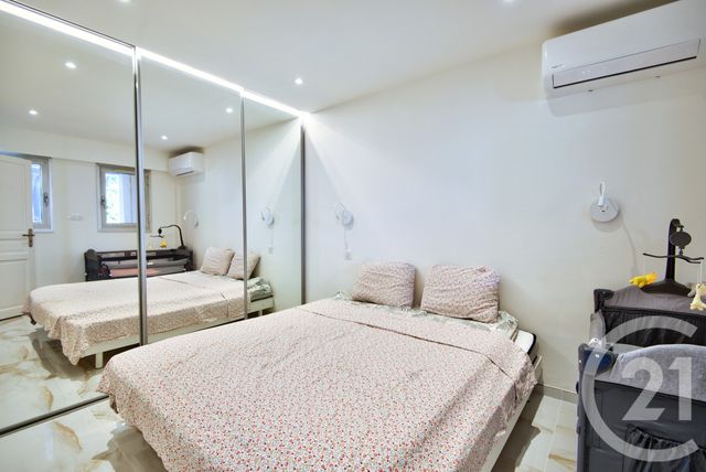 Appartement T2 à vendre - 2 pièces - 31.87 m2 - ST LAURENT DU VAR - 06 - PROVENCE-ALPES-COTE-D-AZUR - Century 21 Lafage Transactions