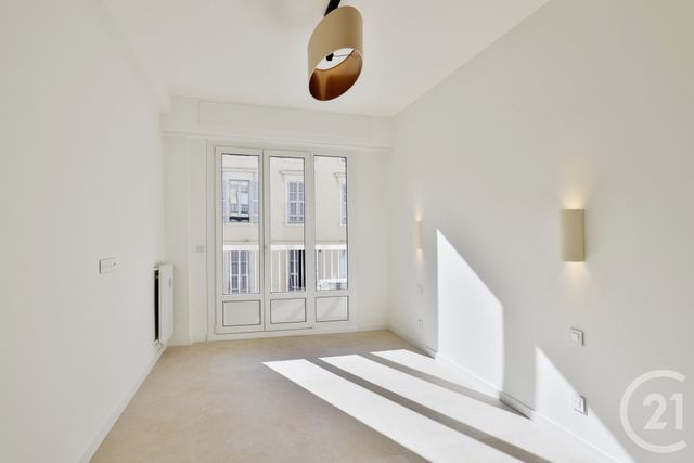Appartement F3 à vendre - 3 pièces - 70.13 m2 - NICE - 06 - PROVENCE-ALPES-COTE-D-AZUR - Century 21 Lafage Transactions