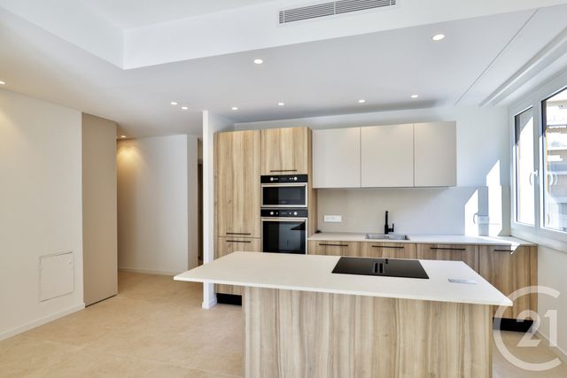 Appartement F3 à vendre - 3 pièces - 70.13 m2 - NICE - 06 - PROVENCE-ALPES-COTE-D-AZUR - Century 21 Lafage Transactions