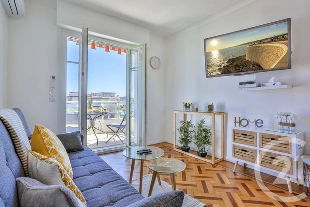 Afficher la photo en grand Appartement F3 à vendre - 3 pièces - 66.0 m2 - NICE - 06 - PROVENCE-ALPES-COTE-D-AZUR - Century 21 Lafage Transactions