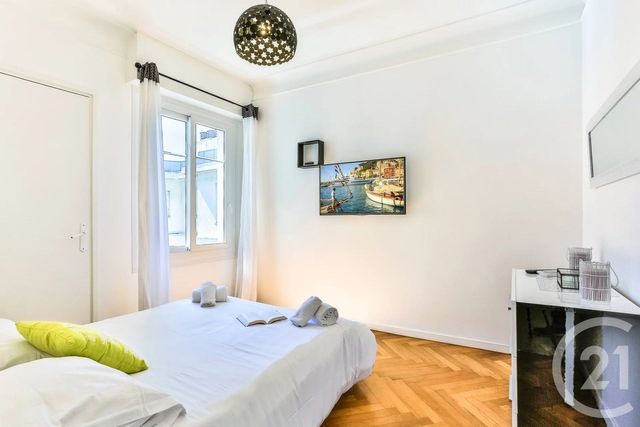 Afficher la photo en grand Appartement F3 à vendre - 3 pièces - 66.0 m2 - NICE - 06 - PROVENCE-ALPES-COTE-D-AZUR - Century 21 Lafage Transactions