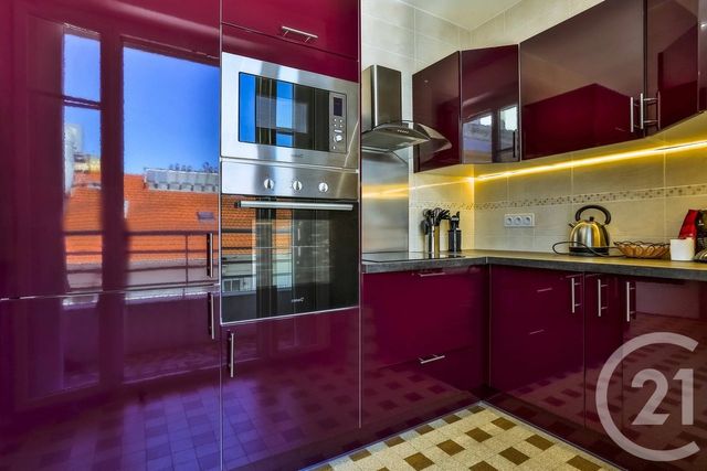 Afficher la photo en grand Appartement F3 à vendre - 3 pièces - 66.0 m2 - NICE - 06 - PROVENCE-ALPES-COTE-D-AZUR - Century 21 Lafage Transactions
