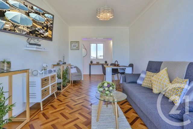 Afficher la photo en grand Appartement F3 à vendre - 3 pièces - 66.0 m2 - NICE - 06 - PROVENCE-ALPES-COTE-D-AZUR - Century 21 Lafage Transactions