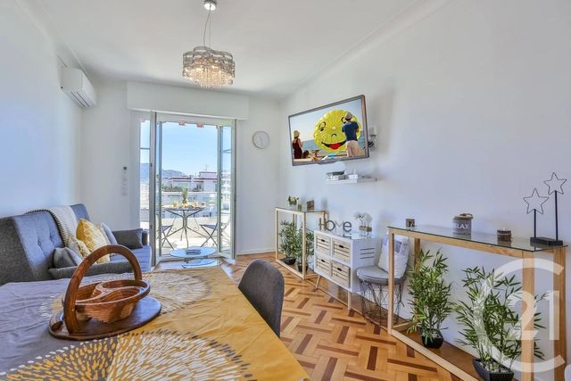 Afficher la photo en grand Appartement F3 à vendre - 3 pièces - 66.0 m2 - NICE - 06 - PROVENCE-ALPES-COTE-D-AZUR - Century 21 Lafage Transactions