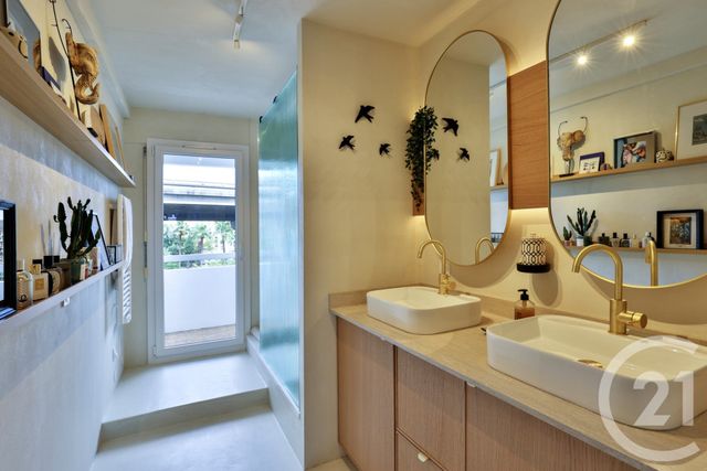 Appartement T2 à vendre - 2 pièces - 61.0 m2 - NICE - 06 - PROVENCE-ALPES-COTE-D-AZUR - Century 21 Lafage Transactions