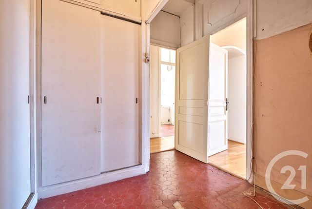 Afficher la photo en grand Appartement T4 à vendre - 4 pièces - 92.54 m2 - NICE - 06 - PROVENCE-ALPES-COTE-D-AZUR - Century 21 Lafage Transactions