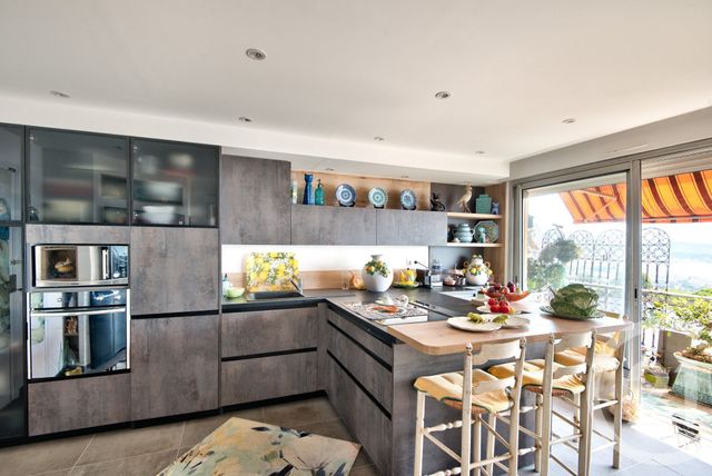 Appartement F4 à vendre - 4 pièces - 166.0 m2 - NICE - 06 - PROVENCE-ALPES-COTE-D-AZUR - Century 21 Lafage Transactions