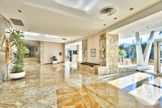 Appartement F3 à vendre - 3 pièces - 73.35 m2 - NICE - 06 - PROVENCE-ALPES-COTE-D-AZUR - Century 21 Lafage Transactions