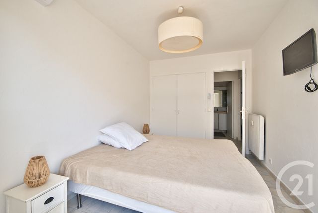 Appartement F2 à vendre - 2 pièces - 46.51 m2 - LE CANNET - 06 - PROVENCE-ALPES-COTE-D-AZUR - Century 21 Lafage Transactions