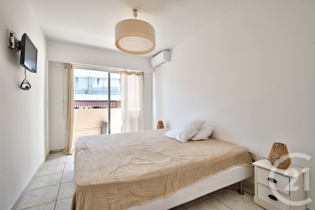 Appartement F2 à vendre - 2 pièces - 46.51 m2 - LE CANNET - 06 - PROVENCE-ALPES-COTE-D-AZUR - Century 21 Lafage Transactions