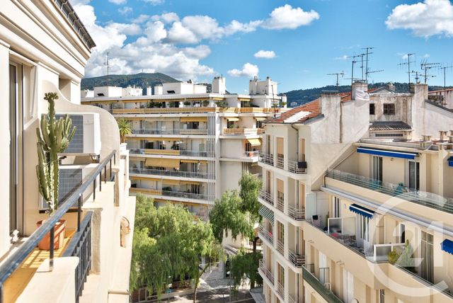 Appartement T2 à vendre - 2 pièces - 44.78 m2 - NICE - 06 - PROVENCE-ALPES-COTE-D-AZUR - Century 21 Lafage Transactions