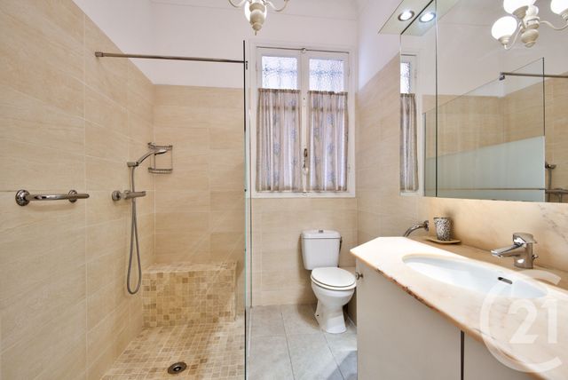 Appartement F3 à vendre - 3 pièces - 89.6 m2 - NICE - 06 - PROVENCE-ALPES-COTE-D-AZUR - Century 21 Lafage Transactions