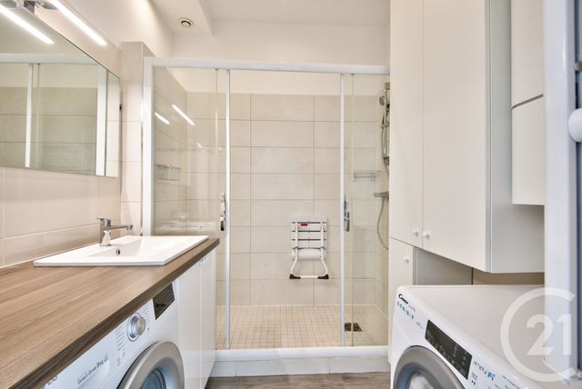 Appartement F3 à vendre - 3 pièces - 82.38 m2 - NICE - 06 - PROVENCE-ALPES-COTE-D-AZUR - Century 21 Lafage Transactions