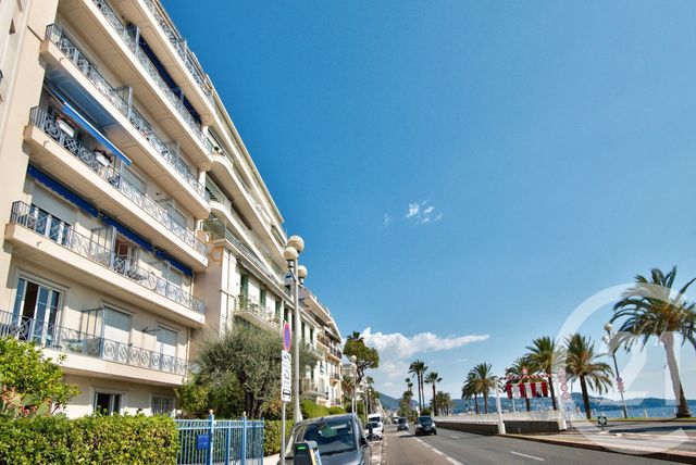 Appartement F3 à vendre - 3 pièces - 82.38 m2 - NICE - 06 - PROVENCE-ALPES-COTE-D-AZUR - Century 21 Lafage Transactions