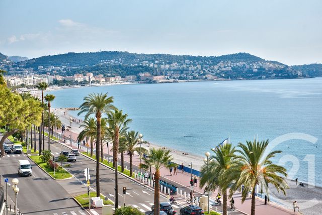 Appartement F3 à vendre - 3 pièces - 82.38 m2 - NICE - 06 - PROVENCE-ALPES-COTE-D-AZUR - Century 21 Lafage Transactions