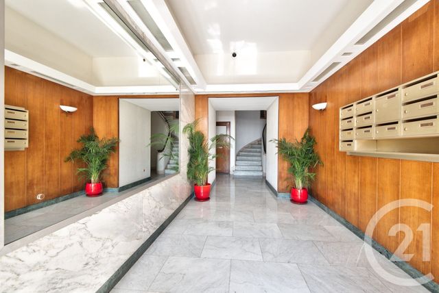 Appartement F3 à vendre - 3 pièces - 82.38 m2 - NICE - 06 - PROVENCE-ALPES-COTE-D-AZUR - Century 21 Lafage Transactions