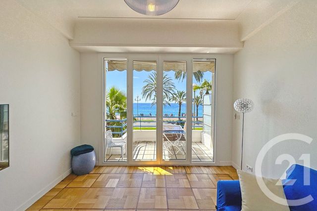 Appartement T3 à vendre - 3 pièces - 94.0 m2 - NICE - 06 - PROVENCE-ALPES-COTE-D-AZUR - Century 21 Lafage Transactions