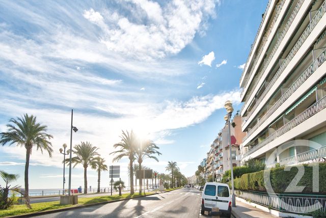 Appartement à vendre - 3 pièces - 85.64 m2 - NICE - 06 - PROVENCE-ALPES-COTE-D-AZUR - Century 21 Lafage Transactions