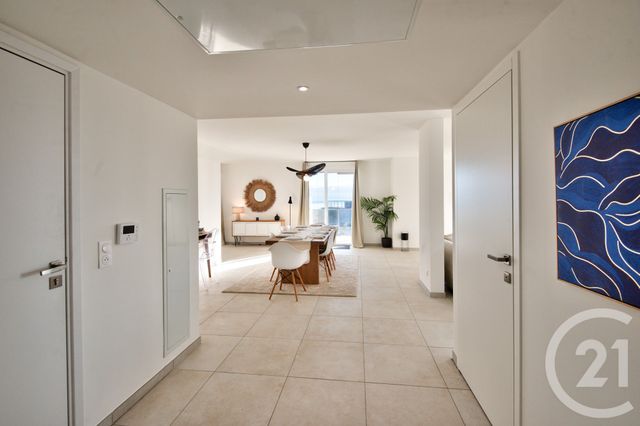 Appartement F4 à vendre - 4 pièces - 139.62 m2 - ST LAURENT DU VAR - 06 - PROVENCE-ALPES-COTE-D-AZUR - Century 21 Lafage Transactions