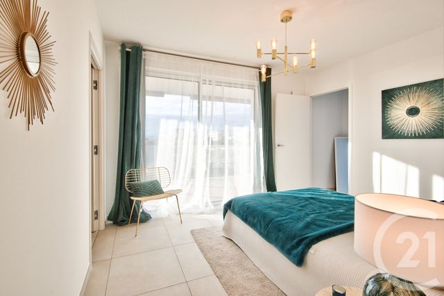 Appartement F4 à vendre - 4 pièces - 139.62 m2 - ST LAURENT DU VAR - 06 - PROVENCE-ALPES-COTE-D-AZUR - Century 21 Lafage Transactions