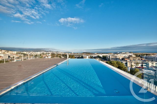 Appartement F4 à vendre - 4 pièces - 139.62 m2 - ST LAURENT DU VAR - 06 - PROVENCE-ALPES-COTE-D-AZUR - Century 21 Lafage Transactions