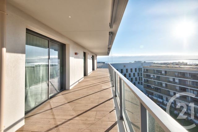 Appartement F4 à vendre - 4 pièces - 139.62 m2 - ST LAURENT DU VAR - 06 - PROVENCE-ALPES-COTE-D-AZUR - Century 21 Lafage Transactions