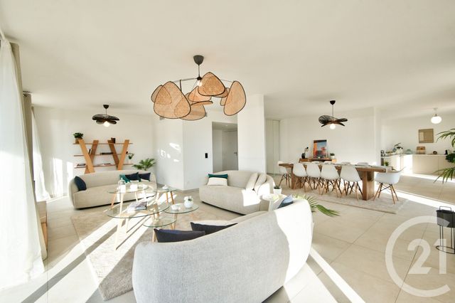 Appartement F4 à vendre - 4 pièces - 139.62 m2 - ST LAURENT DU VAR - 06 - PROVENCE-ALPES-COTE-D-AZUR - Century 21 Lafage Transactions