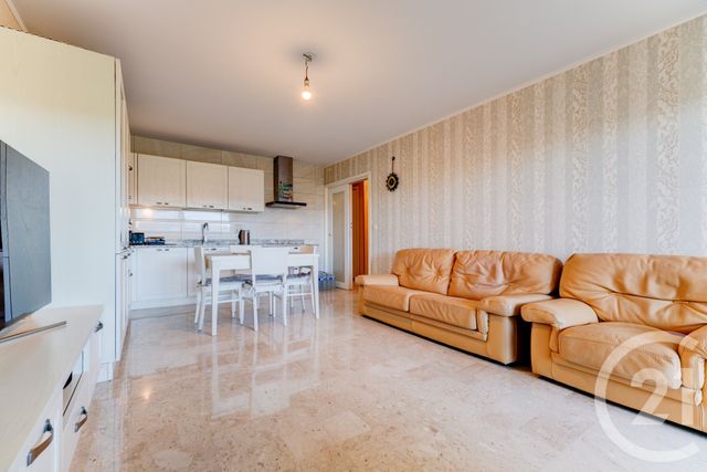 Appartement F4 à vendre - 4 pièces - 80.0 m2 - NICE - 06 - PROVENCE-ALPES-COTE-D-AZUR - Century 21 Lafage Transactions