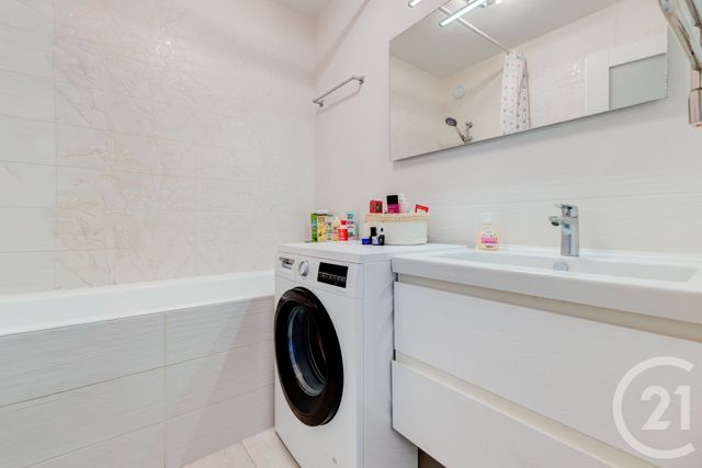 Appartement F4 à vendre - 4 pièces - 80.0 m2 - NICE - 06 - PROVENCE-ALPES-COTE-D-AZUR - Century 21 Lafage Transactions