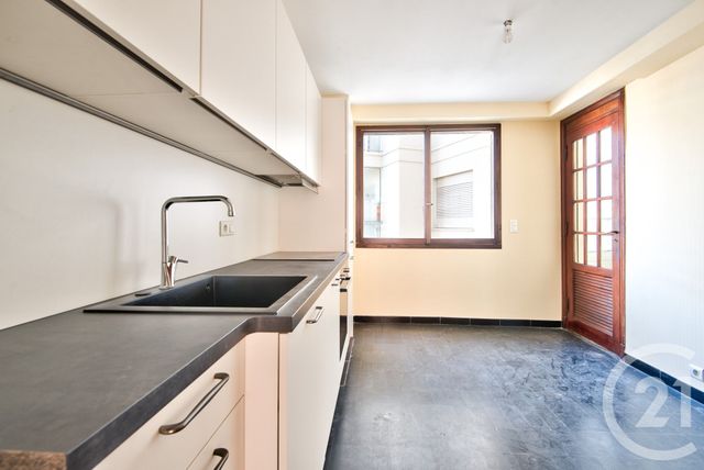 Appartement T3 à vendre - 3 pièces - 63.06 m2 - NICE - 06 - PROVENCE-ALPES-COTE-D-AZUR - Century 21 Lafage Transactions