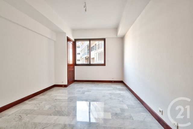 Appartement T3 à vendre - 3 pièces - 63.06 m2 - NICE - 06 - PROVENCE-ALPES-COTE-D-AZUR - Century 21 Lafage Transactions