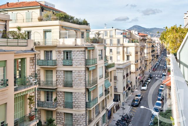Appartement T3 à vendre - 3 pièces - 63.06 m2 - NICE - 06 - PROVENCE-ALPES-COTE-D-AZUR - Century 21 Lafage Transactions