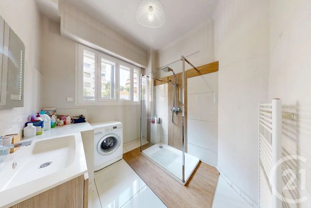 Appartement F3 à vendre - 3 pièces - 93.11 m2 - NICE - 06 - PROVENCE-ALPES-COTE-D-AZUR - Century 21 Lafage Transactions