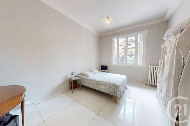 Appartement F3 à vendre - 3 pièces - 93.11 m2 - NICE - 06 - PROVENCE-ALPES-COTE-D-AZUR - Century 21 Lafage Transactions