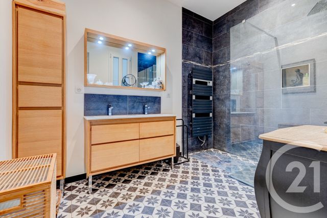 Appartement T3 à vendre - 3 pièces - 81.67 m2 - NICE - 06 - PROVENCE-ALPES-COTE-D-AZUR - Century 21 Lafage Transactions