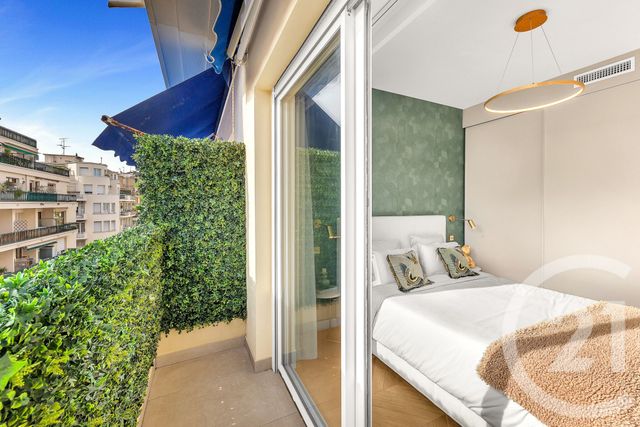 Appartement T3 à vendre - 3 pièces - 67.66 m2 - NICE - 06 - PROVENCE-ALPES-COTE-D-AZUR - Century 21 Lafage Transactions