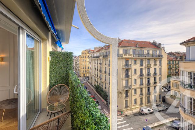 Appartement T3 à vendre - 3 pièces - 67.66 m2 - NICE - 06 - PROVENCE-ALPES-COTE-D-AZUR - Century 21 Lafage Transactions