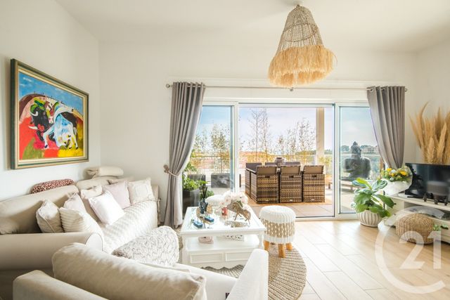 Appartement F3 à vendre - 3 pièces - 63.0 m2 - VILLENEUVE LOUBET - 06 - PROVENCE-ALPES-COTE-D-AZUR - Century 21 Lafage Transactions