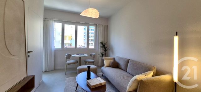 Appartement F2 à vendre - 2 pièces - 27.52 m2 - NICE - 06 - PROVENCE-ALPES-COTE-D-AZUR - Century 21 Lafage Transactions