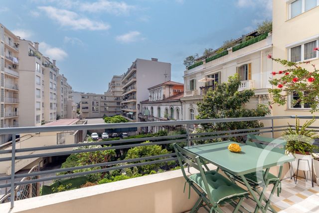 Appartement T3 à vendre - 3 pièces - 55.71 m2 - NICE - 06 - PROVENCE-ALPES-COTE-D-AZUR - Century 21 Lafage Transactions